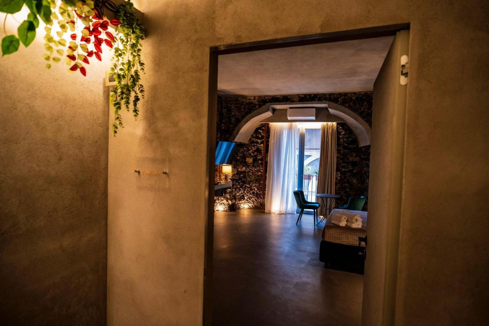 Charme Catania Central Suites エクステリア 写真