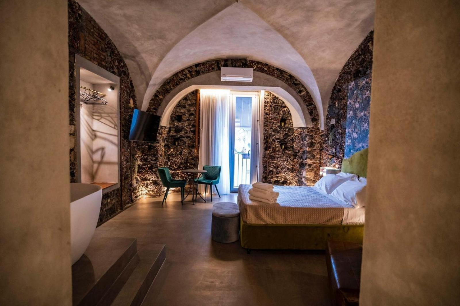 Charme Catania Central Suites エクステリア 写真